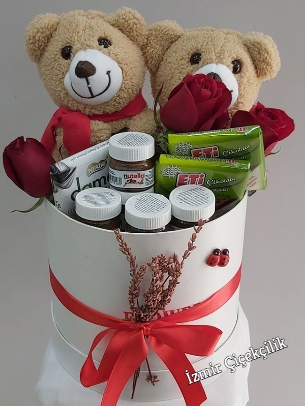 Romantik Gül Çikolata Ayıcık Kutusu